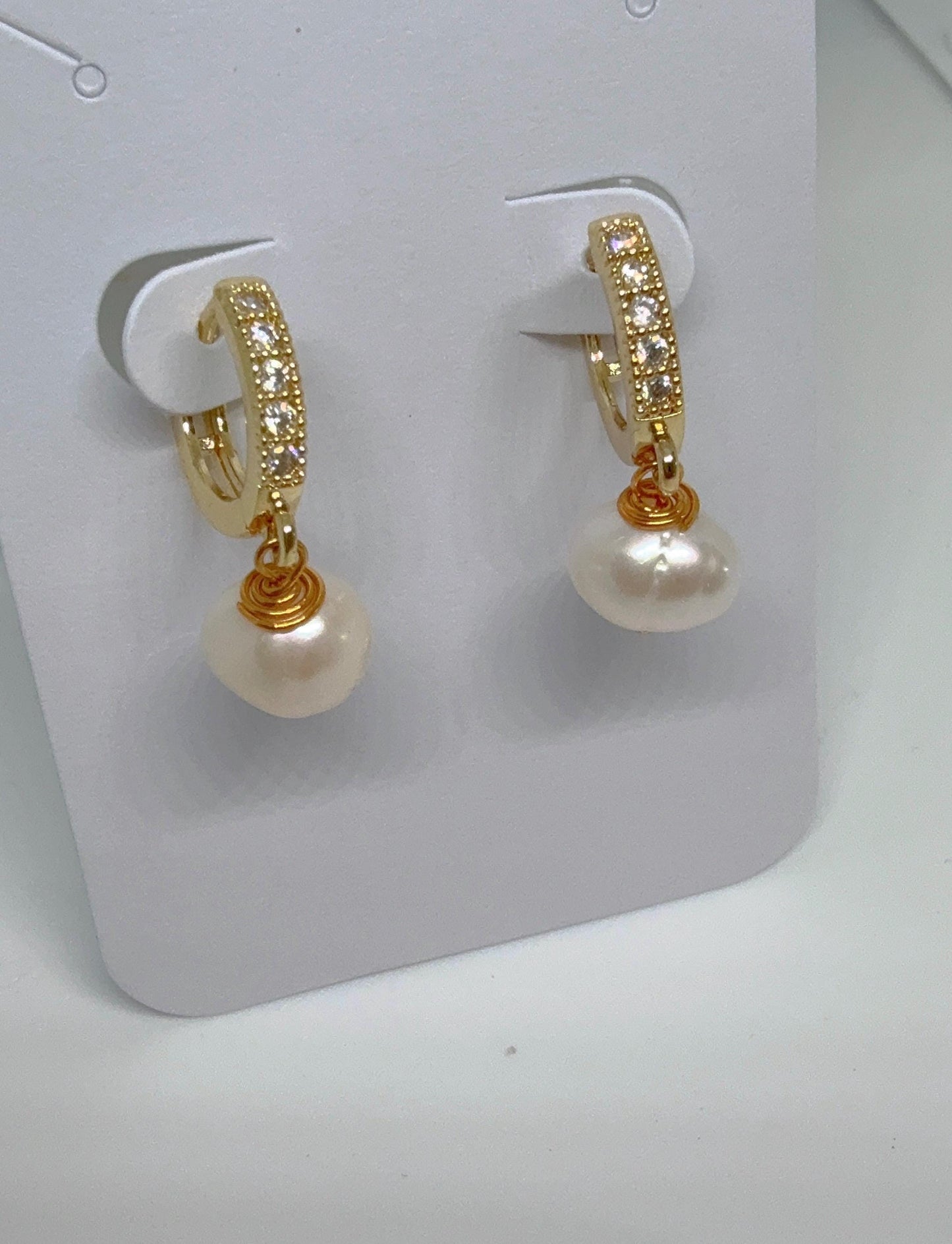 Pearl Drop Earrings/Fresh Water Pearl Earrings/Zirconia Huggie Hoop Pearl drop Earrings/Original Pearl Earrings