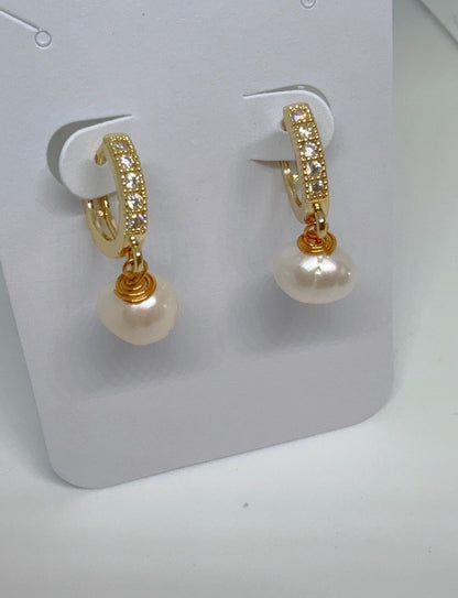 Pearl Drop Earrings/Fresh Water Pearl Earrings/Zirconia Huggie Hoop Pearl drop Earrings/Original Pearl Earrings